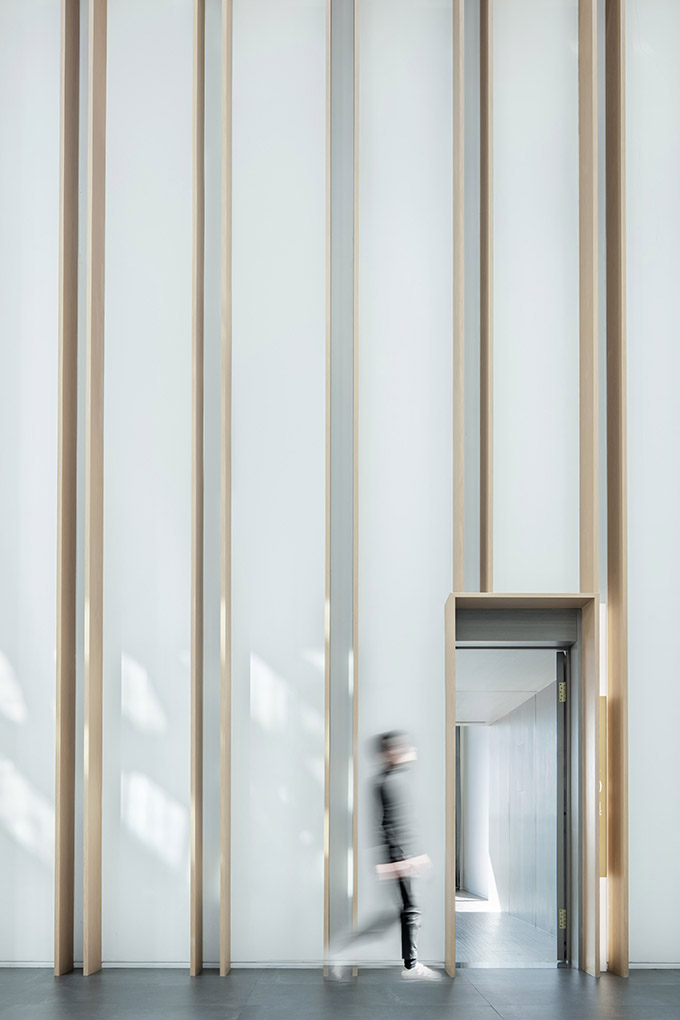 Tenglong Apartment's Apace Design by CUN Design