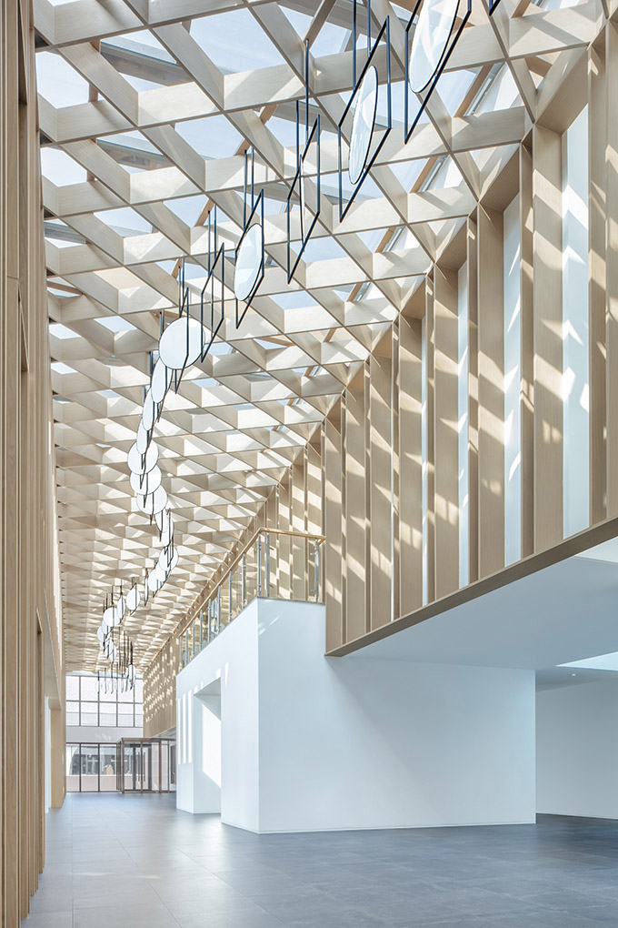 Tenglong Apartment's Apace Design by CUN Design