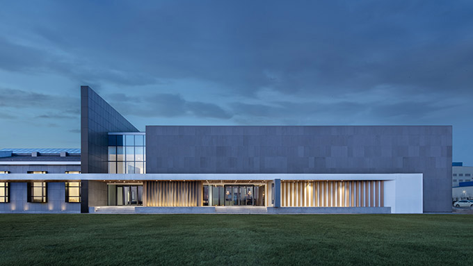 Tenglong Apartment's Apace Design by CUN Design