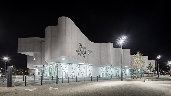 Vitrolles Media Library by Jean-Pierre Lott
