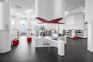 Vitrolles Media Library by Jean-Pierre Lott