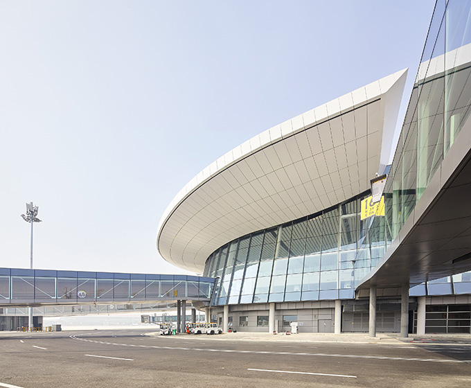 Beijing Daxing International Airport by Zaha Hadid Architects inaugurated