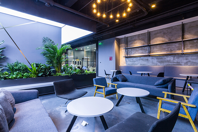 Byton Nanjing Office by inDeco