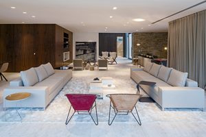 Maestro Residence by Simone Mantovani Arquitetura