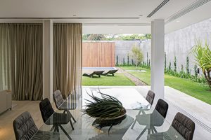 Maestro Residence by Simone Mantovani Arquitetura