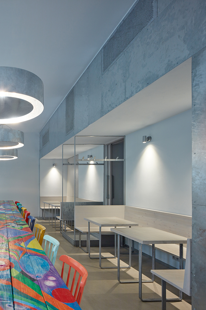 Restaurant Avocado Gang by Mimosa architekti