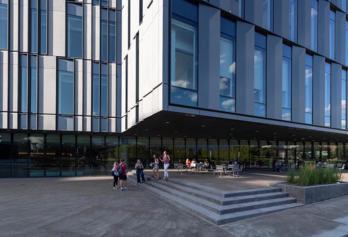 University of Cincinnati Lindner College of Business by Henning Larsen