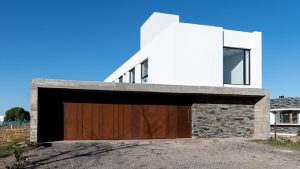 Vivienda en La Cascada by MZ Arquitectos