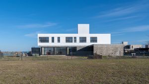 Vivienda en La Cascada by MZ Arquitectos