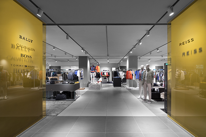 LOUIS VUITTON STORE - DE BIJENKORF - 2020