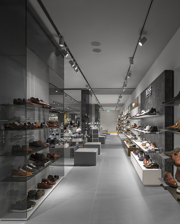 Copenhagen sneakers bijenkorf 2025