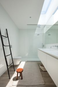 Argivai House by Raulino Silva Architect