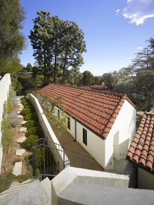 Morgan Phoa Library and Residence by SPFarchitects