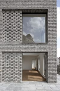 88 Housing Units along the Ourcq Canal in Pantin by Avenier Cornejo