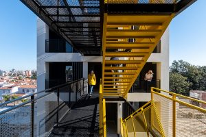 Casa 40 by Quaranta & Coraglio Arquitectos