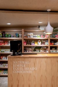CÕMO Natural Market by Estudio Montevideo