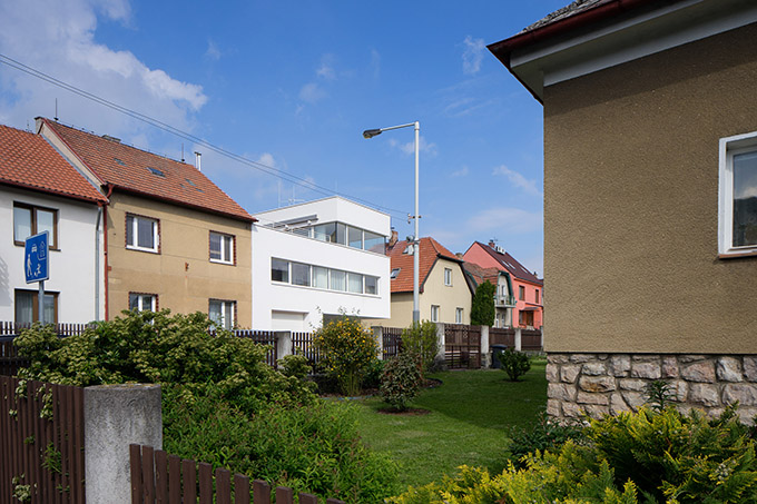 Family House in Zbraslav by Mimosa architekti