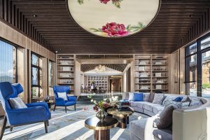 Fuzhou Taihe Qingyun Sales Center by Shanhejinyuan Art Design