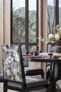 Fuzhou Taihe Qingyun Sales Center by Shanhejinyuan Art Design