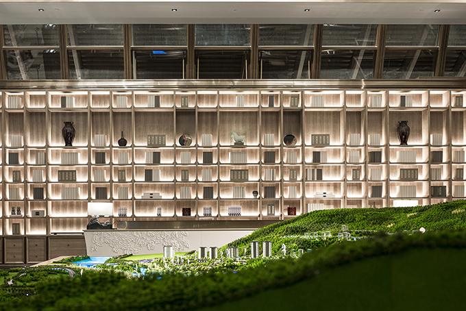 Fuzhou Taihe Qingyun Sales Center by Shanhejinyuan Art Design