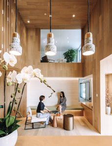 Natural Beauty Salon by Studio DOTCOF