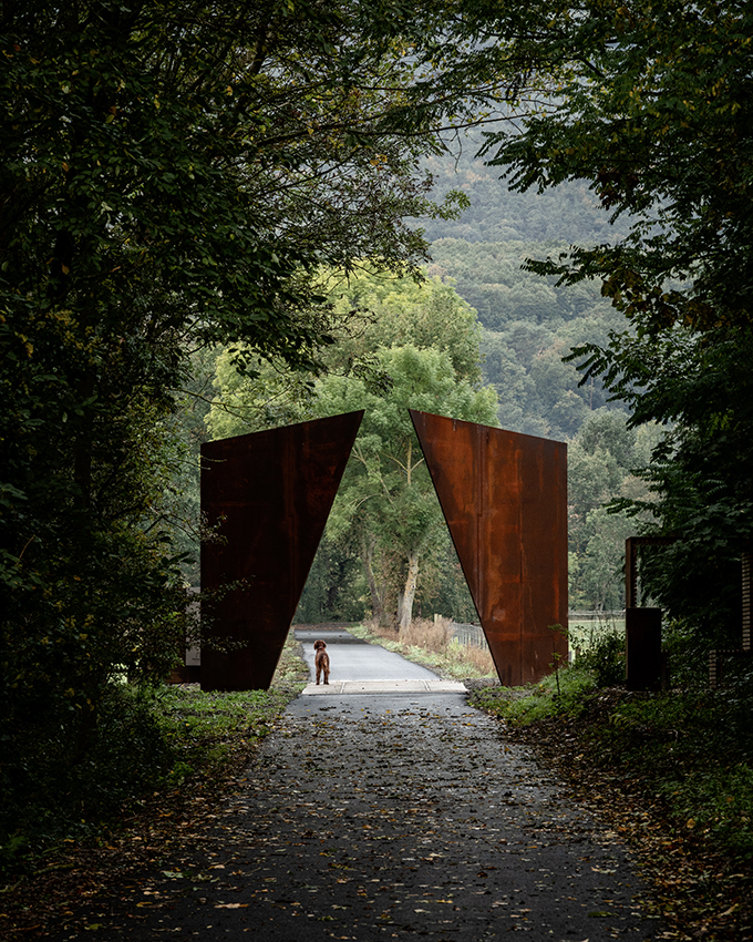 Portes Bonheur, le Chemin des Carrières by Reiulf Ramstad Arkitekter