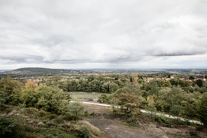 Portes Bonheur, le Chemin des Carrières by Reiulf Ramstad Arkitekter