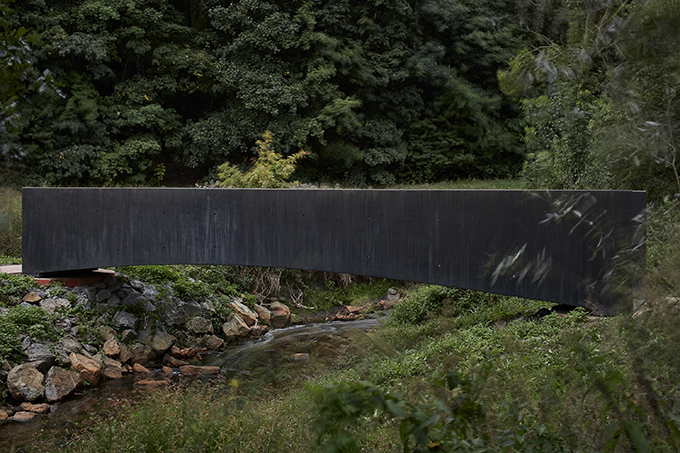 UHPC Bridge by Aoc architects and Klokner Institute