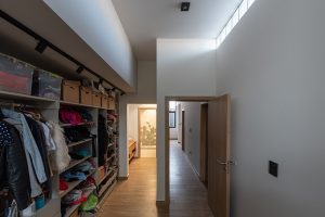 BSS House by Federico Urfer Arquitecto