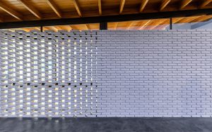 BSS House by Federico Urfer Arquitecto