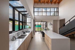 BSS House by Federico Urfer Arquitecto