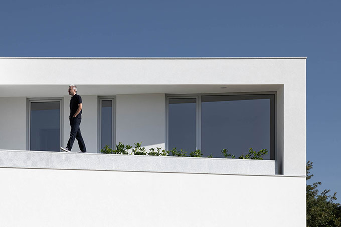 House in Lamego by António Ildefonso