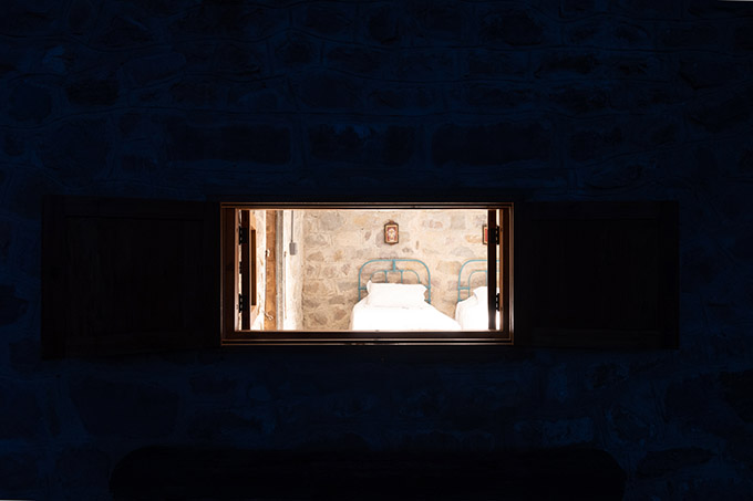 Las Caballerizas by Carolina Vago Arquitectura