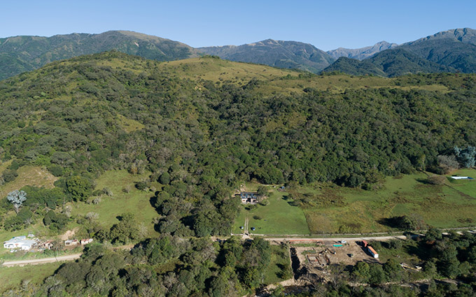 Las Caballerizas by Carolina Vago Arquitectura