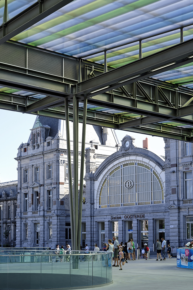 The station of Oostende by Dietmar Feichtinger Architectes
