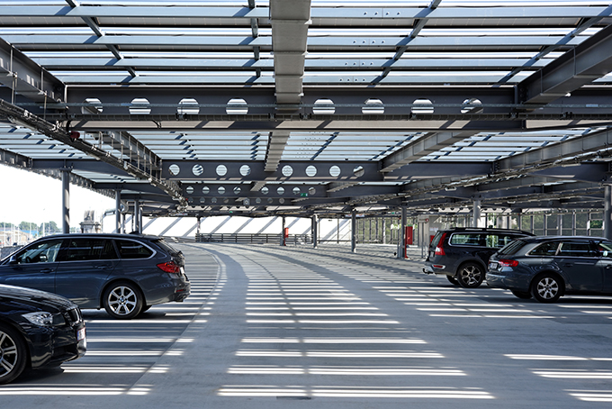 The station of Oostende by Dietmar Feichtinger Architectes