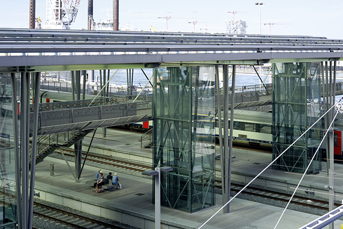 The station of Oostende by Dietmar Feichtinger Architectes