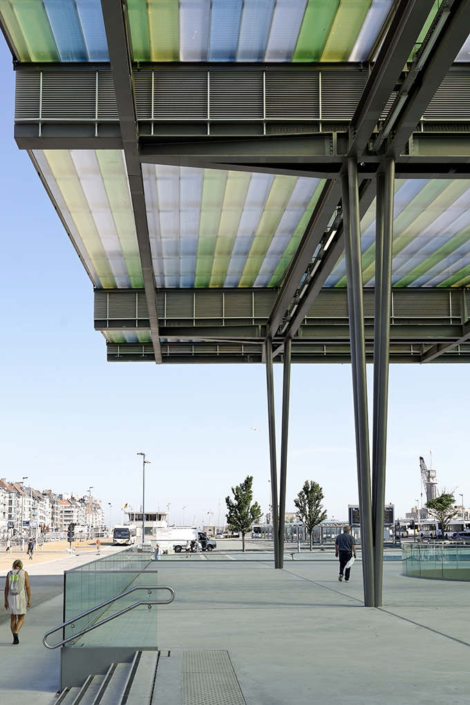 The station of Oostende by Dietmar Feichtinger Architectes