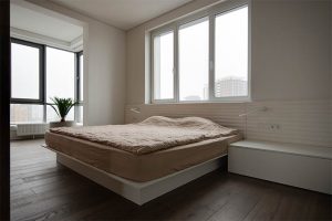 Polotno Apartment by Sergey Makhno Architects