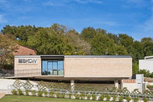 Austin's Mid-Century Cool Office Post Iconic Building Renovation by Mark Odom Studio