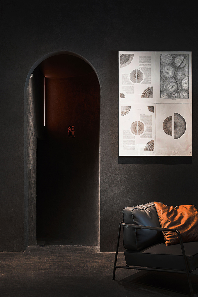 CHARCOHOL Restaurant & Bar by STUDIO8