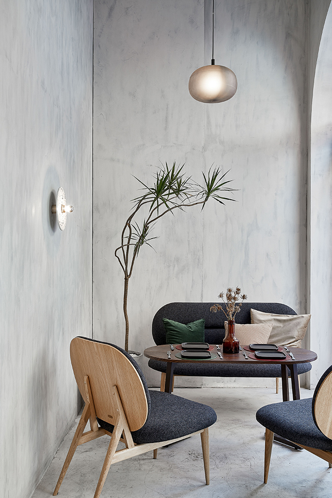 CHARCOHOL Restaurant & Bar by STUDIO8