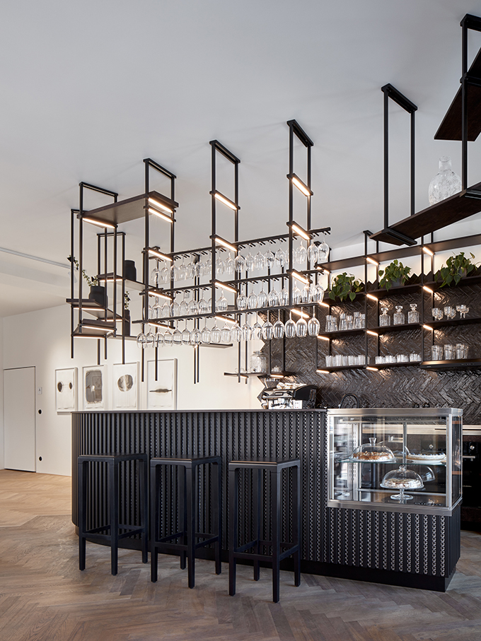 GaP / Gallery and Space by ORA