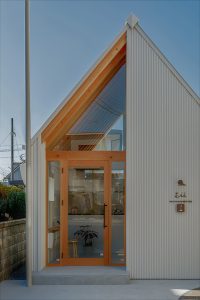 Mi-chan’s Sweets Factory by ALTS DESIGN OFFICE