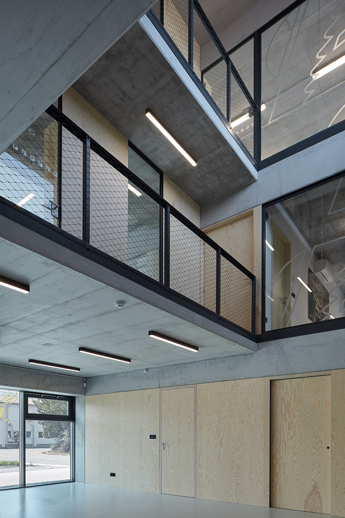 Pilana Karbid Manufacturing and Administrative Building by ellement architects