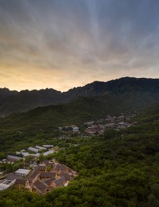 San Sa Village by llLab
