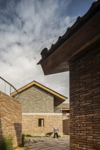 San Sa Village by llLab