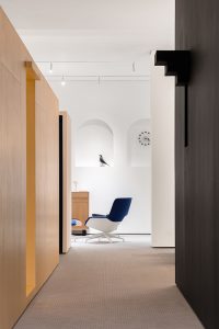 Yi's House Showroom by Peng & Partners