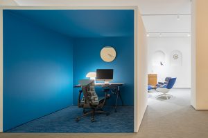 Yi's House Showroom by Peng & Partners