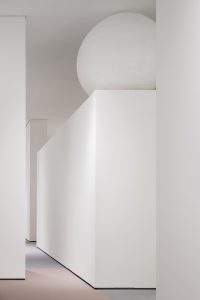 Yi's House Showroom by Peng & Partners